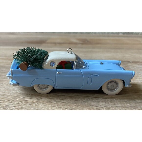 HALLMARK 1993 #3 1956 FORD THUNDERBIRD CLASSIC AMERICAN CARS KEEPSAKE ORNAMENT - Picture 6 of 10
